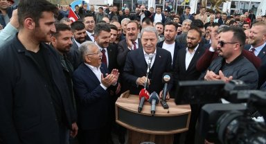 Kayseri protokolüne coşkulu karşılama