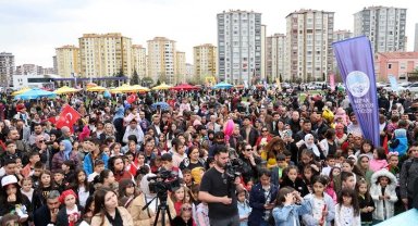 Kayseri Talas'ta çocuklara çifte bayram
