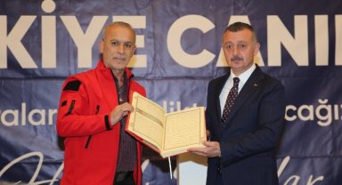 Kocaeli afet bölgesinden elini çekmiyor