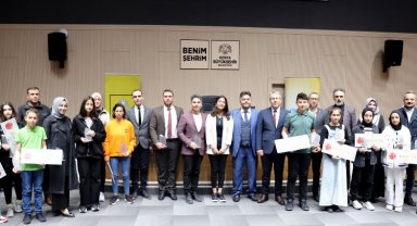 Konya Çocuk Meclisi'nde proje yarışmasının kazananları ödüllendirildi