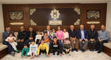 Mehmet Savran orucunu depremzedelerle açtı