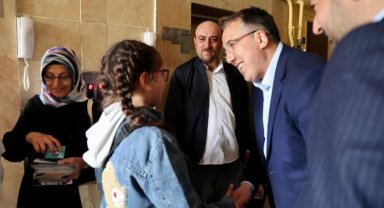 Mehmet Savran'dan çat kapı bayram ziyareti