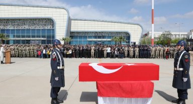 Şehit Jandarma Mehmet Gündüz dualarla uğurlandı