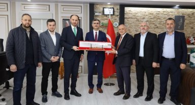 Verenel Derneği'nden Başkan Esat Öztürk'e ziyaret