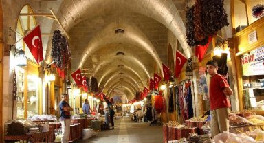 Zincirli Bedesten esnafına destek eli