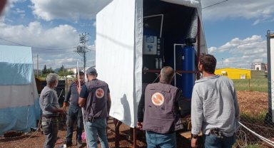 Afet bölgesinde 'temiz su' sorunu sürüyor