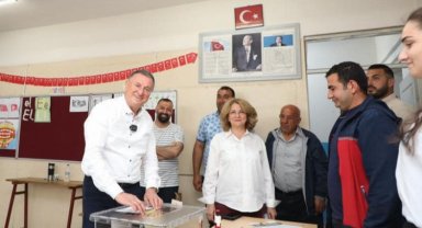 Afet bölgesindeki sandıklara şehir dışında olanlardan yoğun ilgi