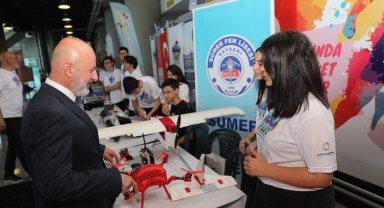 Ahmet Çolakbayrakdar'dan KOCAFEST'e davet