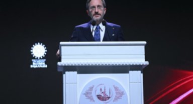 Altun: Dezenformasyon demokrasiler için bir tehdittir