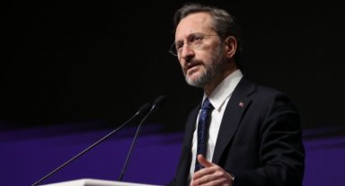 Altun'dan Charlie Hebdo'ya: Yıldıramazsınız, döndüremezsiniz!