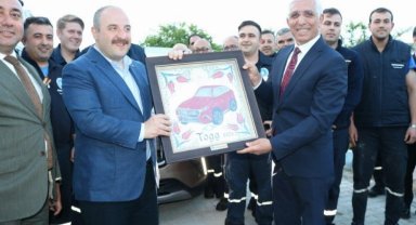 Bakan Varank'tan Marmarabirlik'e ziyaret... Asa'nın hediyesi 'Togg karosu' oldu