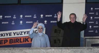 Cumhurbaşkanı Erdoğan: Birileri mutfakta biz balkondayız