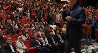 Hulusi Akar Kayserili annelerle buluştu