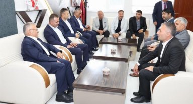 Memduh Büyükkılıç'tan Sarız'a ziyaret