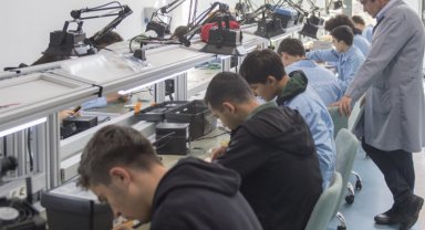 Meslek liselerini 4 ayda gelirini yüzde 189 arttırdı