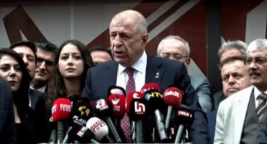 Özdağ yine kararını veremedi!