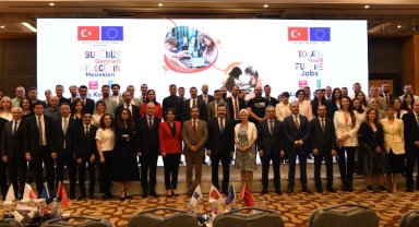 45 şehire 'Dijital Gençlik Merkezi' geliyor