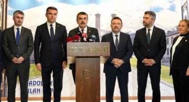 Bakan Tekin'den Erzurum Valiliği'ne ziyaret