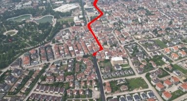 Bursa İnegöl'de Park Caddesi'nde asfaltı sil baştan