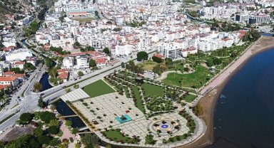 Finike Cumhuriyet Meydanı Sefo ile açılıyor