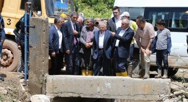 Kayseri Büyükşehir selin izlerini siliyor