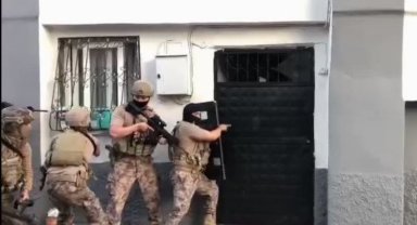 Kukla operasyonu: 353 gözaltı!