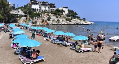 Mersin Büyükşehir plajları doldu taştı
