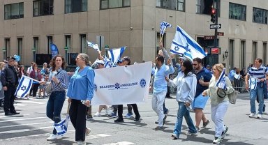 New York'ta İsrail Günü Yürüyüşü protesto edildi