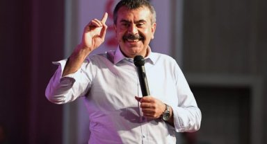 Bakan Tekin tercih yapacak gençlerle buluştu