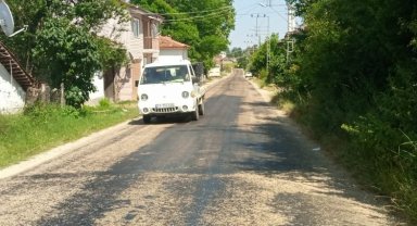 Bilecik'te sıcaktan asfaltlar eridi