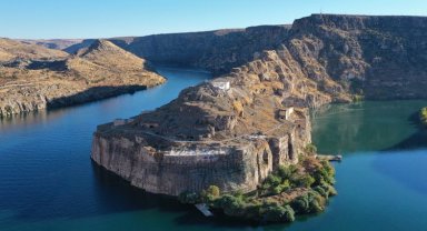 Depremden etkilenen Rumkale için kollar sıvandı