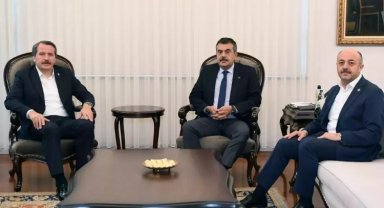 Eğitim çalışanları sorunlarını Bakan Tekin'e iletti
