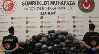 Kapıkule'de 133 kg esrar yakalandı