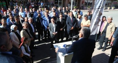 Kayseri protokolü Kitap Cafe'yi açtı