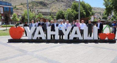 Kayseri Valisi Gökmen Çiçek Yahyalı'da