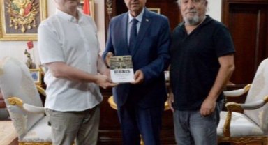 Kıbrıs'ın siyasi tarihine önemli eser