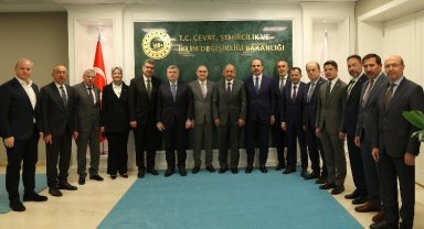 Konya'dan Bakan Özhaseki'ye nezaket