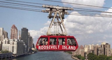 Mahattan'da kısa bir teleferik yolculuğu