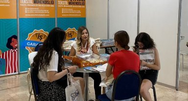 Moda endüstrisi Z kuşağı çağırıyor