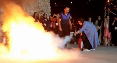 Sakarya Büyükşehir gençlere 'ateşe müdahaleyi' öğretti