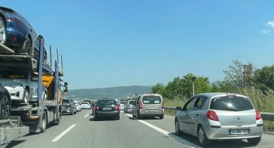 Tatil dönüşü başladı... Sürücüler aman dikkat!