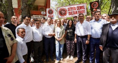 İmamoğlu çiftinden 'Sarı Saltık' ziyareti
