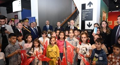 Bir Cumhuriyet Ressamı Şefik Bursalı