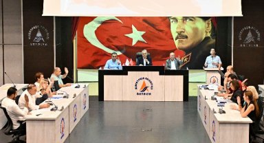 Muratpaşa bütçesine çifte onay