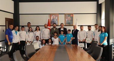 Nevşehir Belediyesi'nden başarılı sporculara ödül