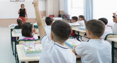 Okullarda sınavlar ertelendi... MEB, sınav takvimini güncelledi