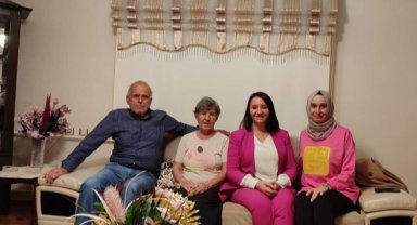 Bilecikli AK Kadınlardan emekli öğretmenler vefa