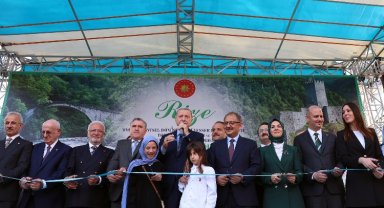 Erdoğan memleketi Rize'den dünyaya mesaj verdi... Gazze'yi çaresiz bırakmayacağız!