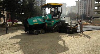 Kayseri Melikgazi'de ulaşımda konfor yeni asfaltla artıyor