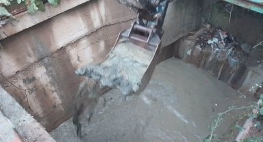 Manisa Şehzadeler'de biriktirme havuzu temizliği